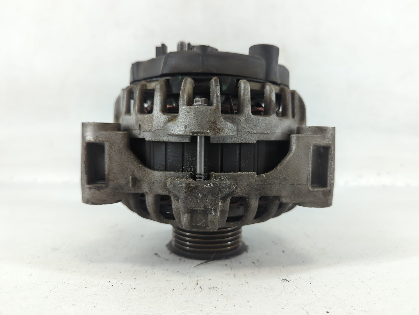 2017-2021 Chevrolet Express 2500 Alternator Replacement Generator Charging Assembly Engine OEM P/N:84206550 Fits OEM Used Au