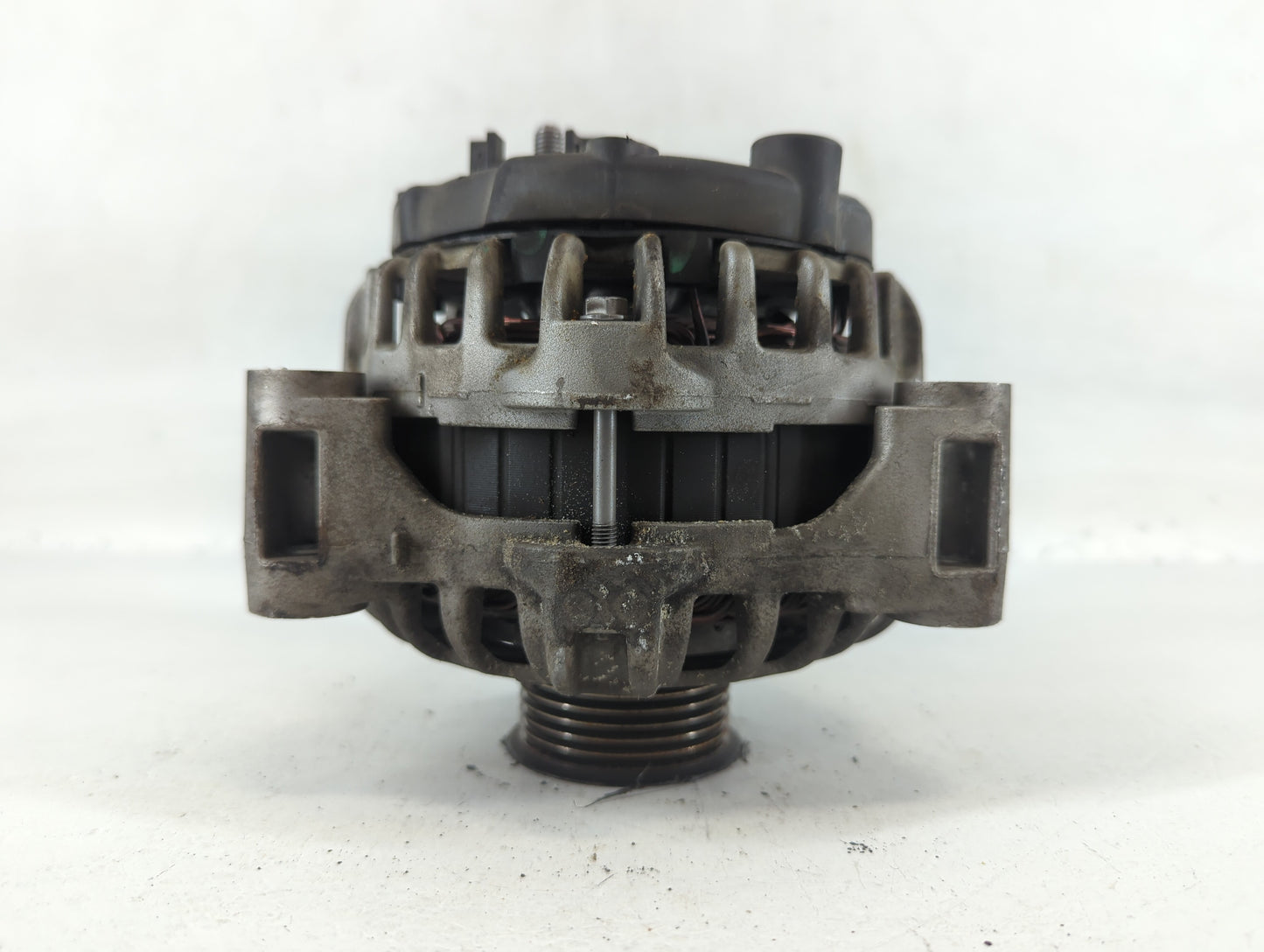 2017-2021 Chevrolet Express 2500 Alternator Replacement Generator Charging Assembly Engine OEM P/N:84206550 Fits OEM Used Au