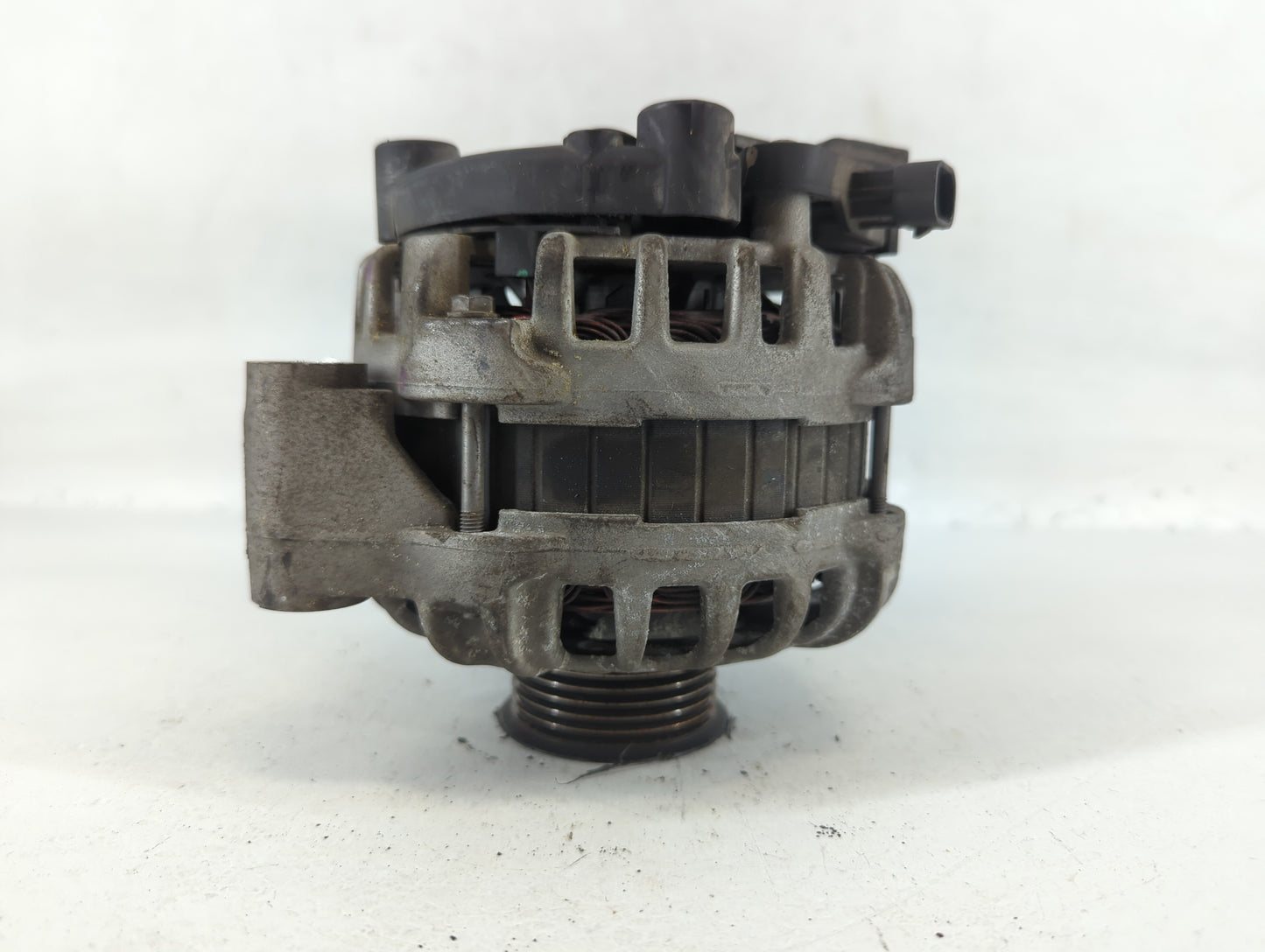 2017-2021 Chevrolet Express 2500 Alternator Replacement Generator Charging Assembly Engine OEM P/N:84206550 Fits OEM Used Au