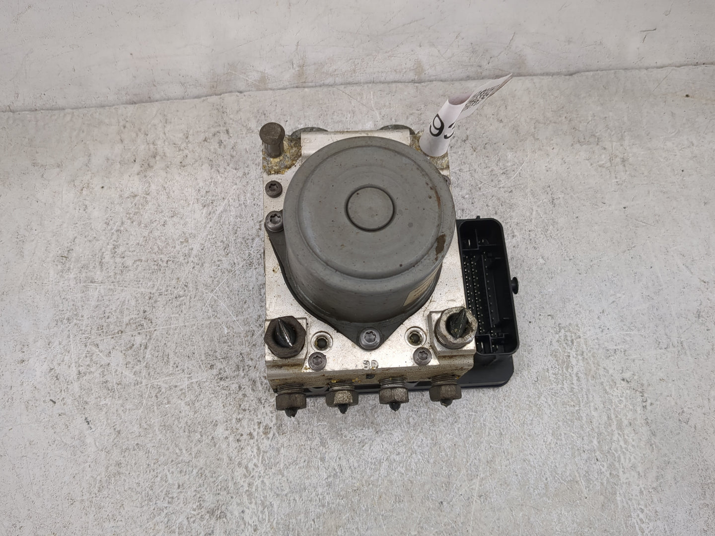 2018-2021 Chevrolet Express 3500 ABS Pump Control Module Replacement P/N:84575016 2450402000000X Fits Fits 2018 2019 2020 20