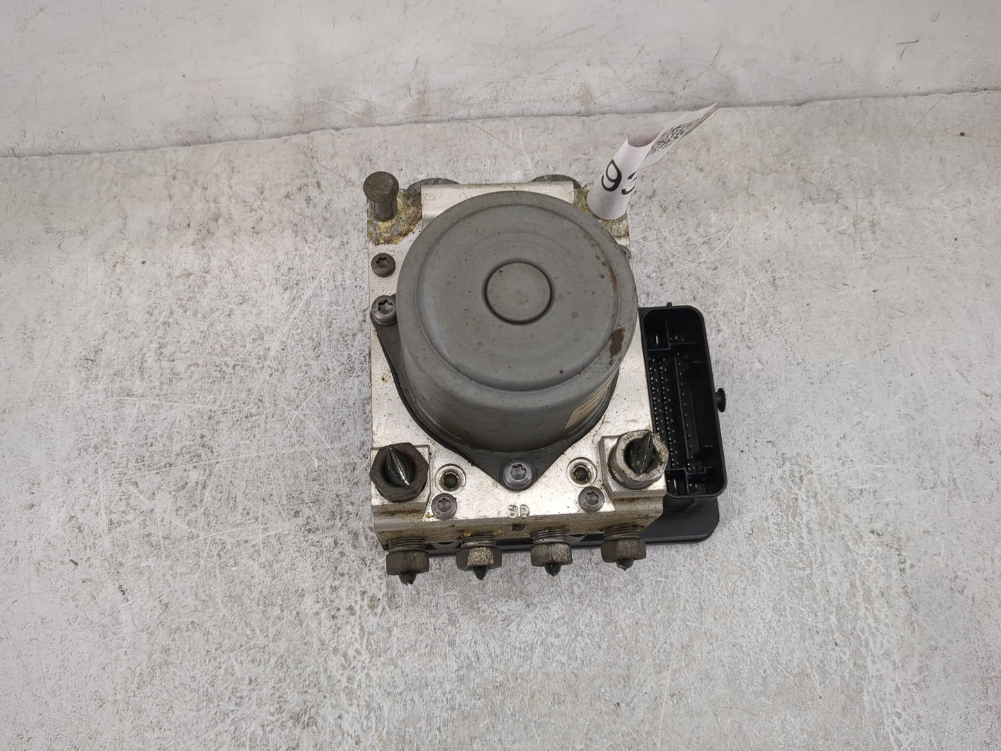 2018-2021 Chevrolet Express 3500 ABS Pump Control Module Replacement P/N:84575016 2450402000000X Fits Fits 2018 2019 2020 20