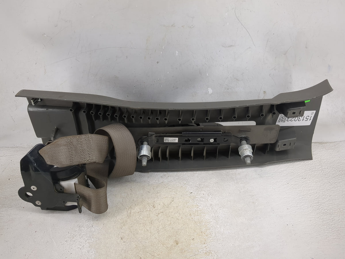 2016-2021 Chevrolet Express 3500 Driver Front Seatbelt Retractor Gray - Oemusedautoparts1.com