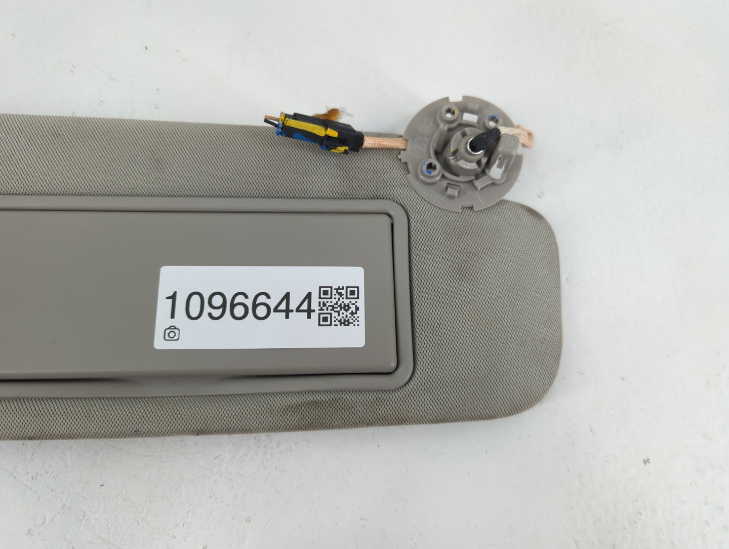 2014-2020 Chevrolet Impala Sun Visor Shade Replacement Passenger Right Mirror Fits Fits 2014 2015 2016 2017 2018 2019 2020 O