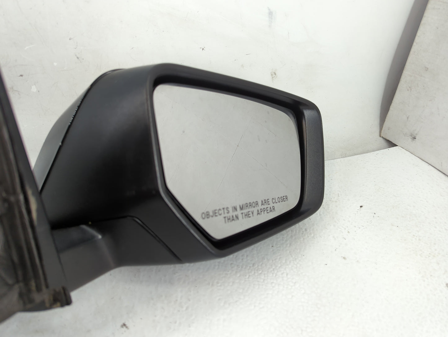 2016-2020 Chevrolet Impala Passenger Side View Mirror - Right Door Mirror OEM Used - Oemusedautoparts1.com