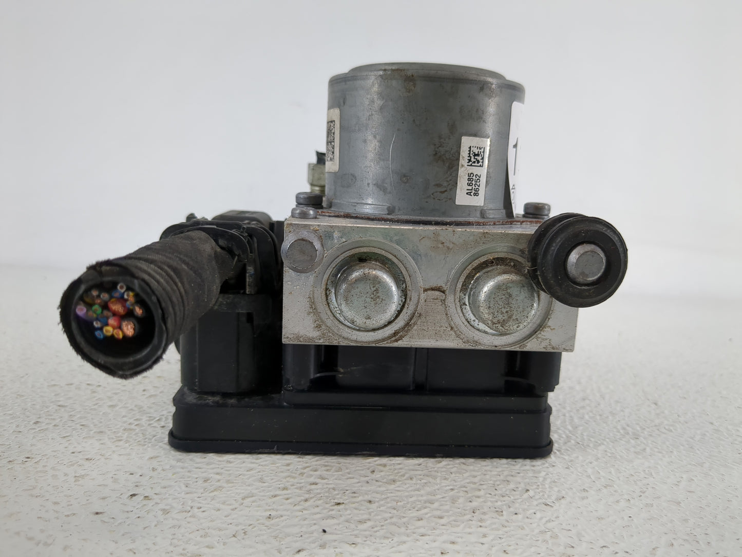 2017-2020 Chevrolet Impala ABS Pump Control Module Replacement P/N:84314306 84092226 Fits Fits 2017 2018 2019 2020 OEM Used 