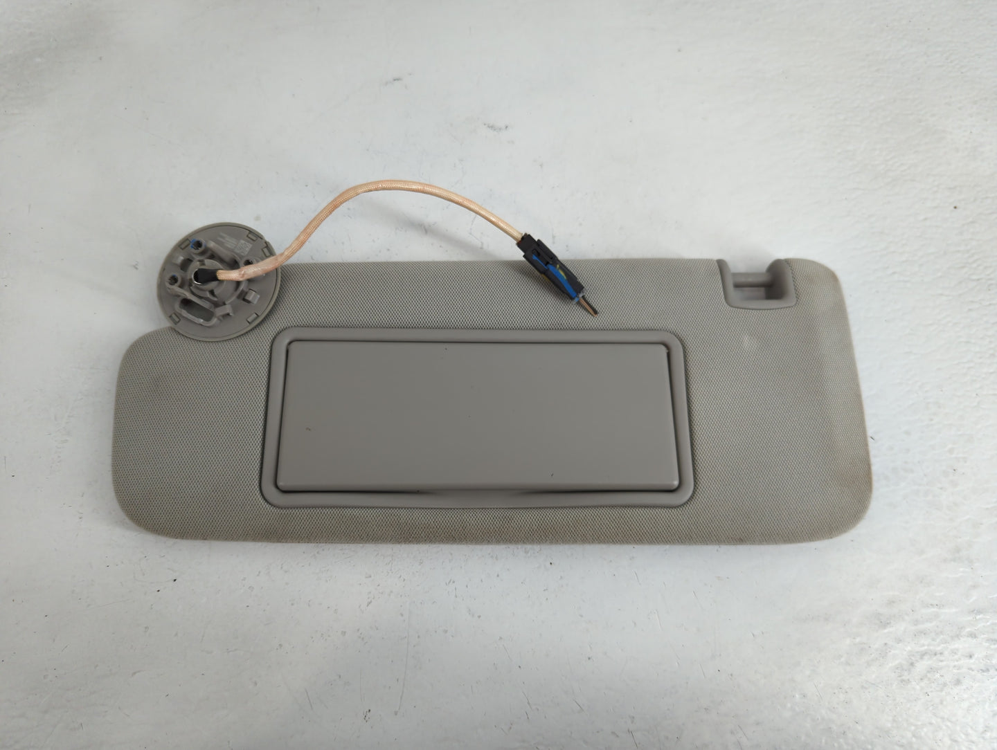 2014-2020 Chevrolet Impala Sun Visor Shade Replacement Driver Left Mirror Fits Fits 2014 2015 2016 2017 2018 2019 2020 OEM U