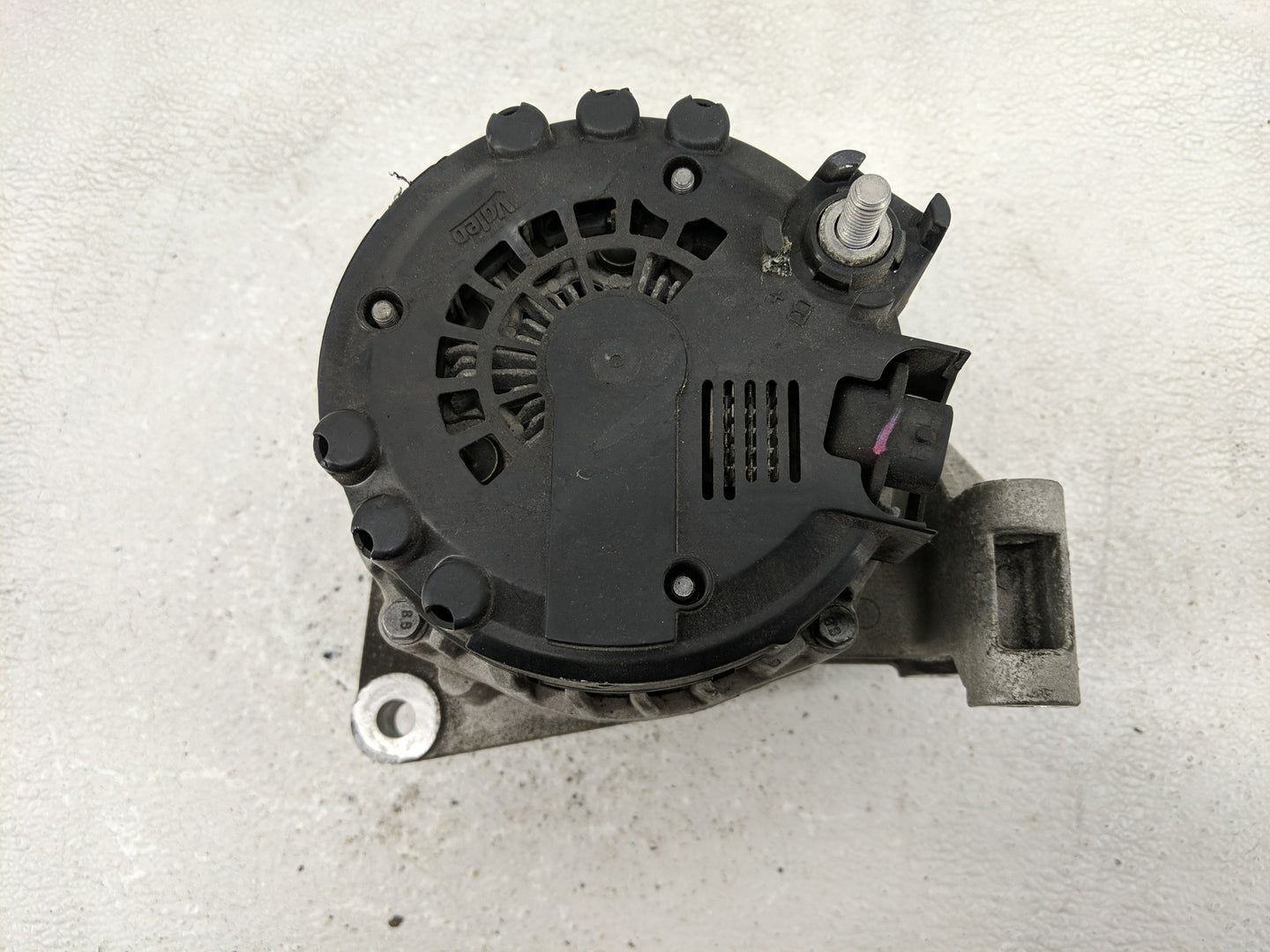 2017-2020 Chevrolet Impala Alternator Replacement Generator Charging Assembly Engine OEM P/N:13520825 Fits OEM Used Auto Par