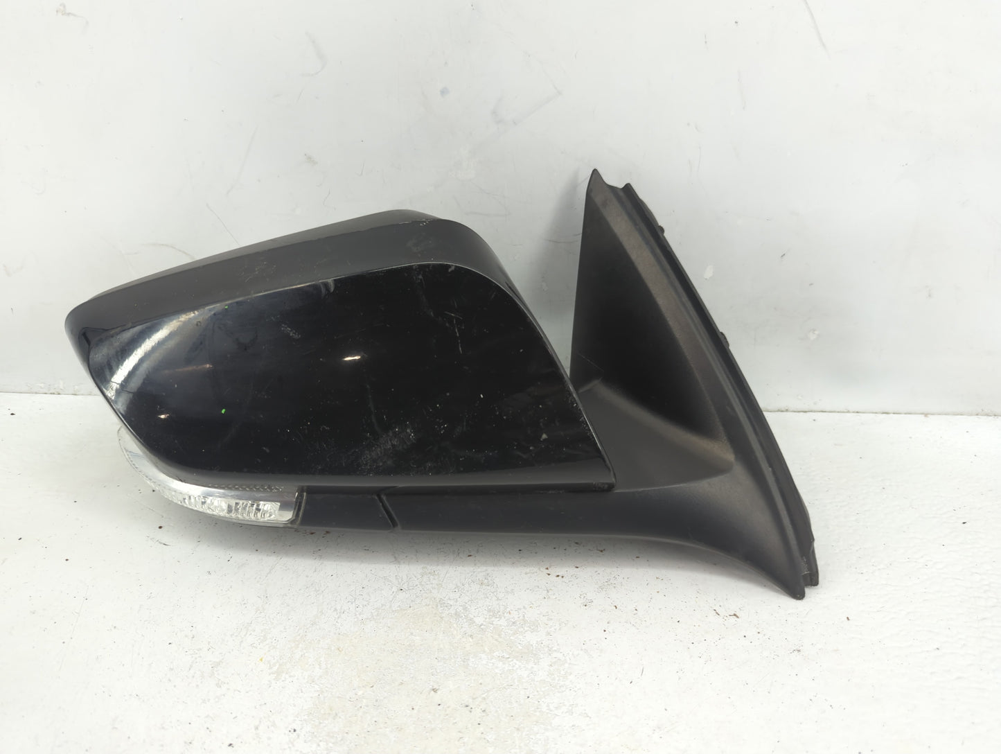 2016-2020 Chevrolet Impala Passenger Side View Mirror - Right Door Mirror OEM Used - Oemusedautoparts1.com