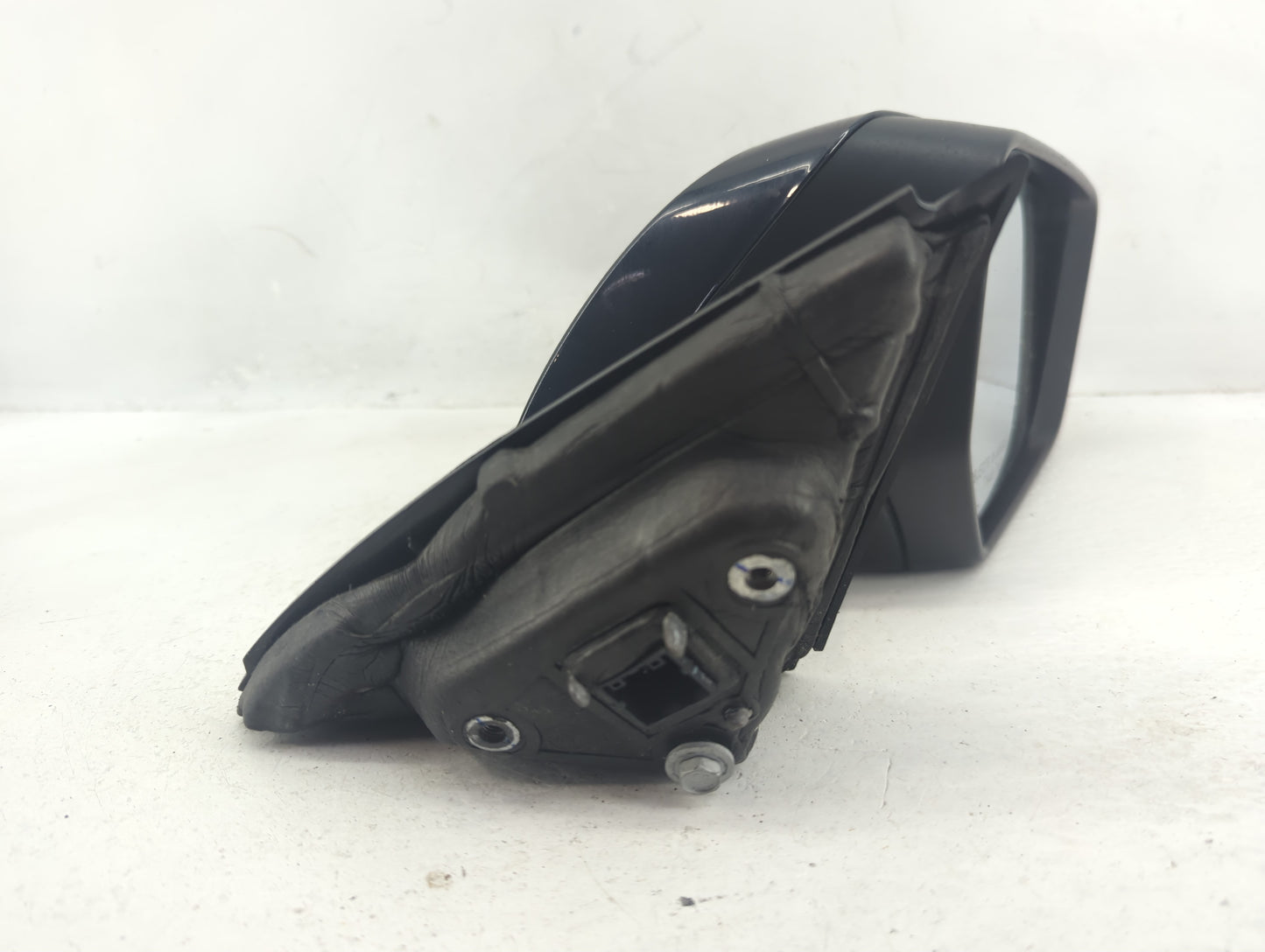 2016-2020 Chevrolet Impala Passenger Side View Mirror - Right Door Mirror OEM Used - Oemusedautoparts1.com