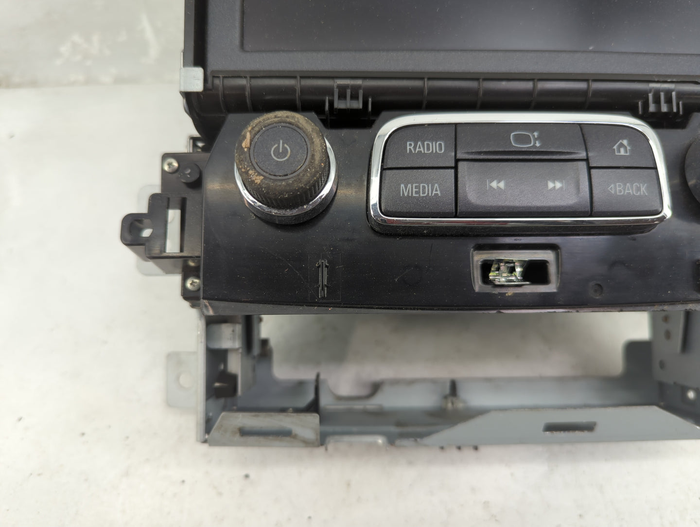 2018-2020 Chevrolet Impala Radio AM FM Cd Player Receiver Replacement P/N:84550102 7370100000000X Fits Fits 2018 2019 2020 O
