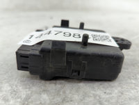2017-2020 Chevrolet Impala Body Control Module Bcm Inner Cabin Fuse Box - Oemusedautoparts1.com
