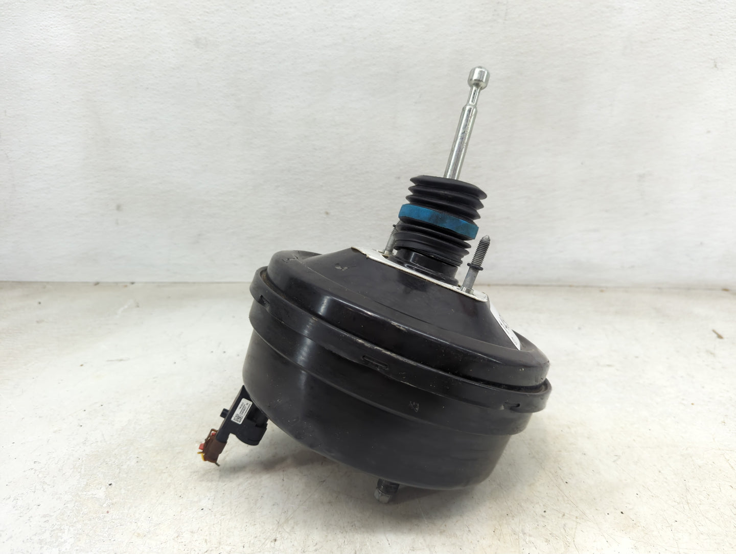 2014-2020 Chevrolet Impala Power Brake Booster Oem 1450662 - Oemusedautoparts1.com