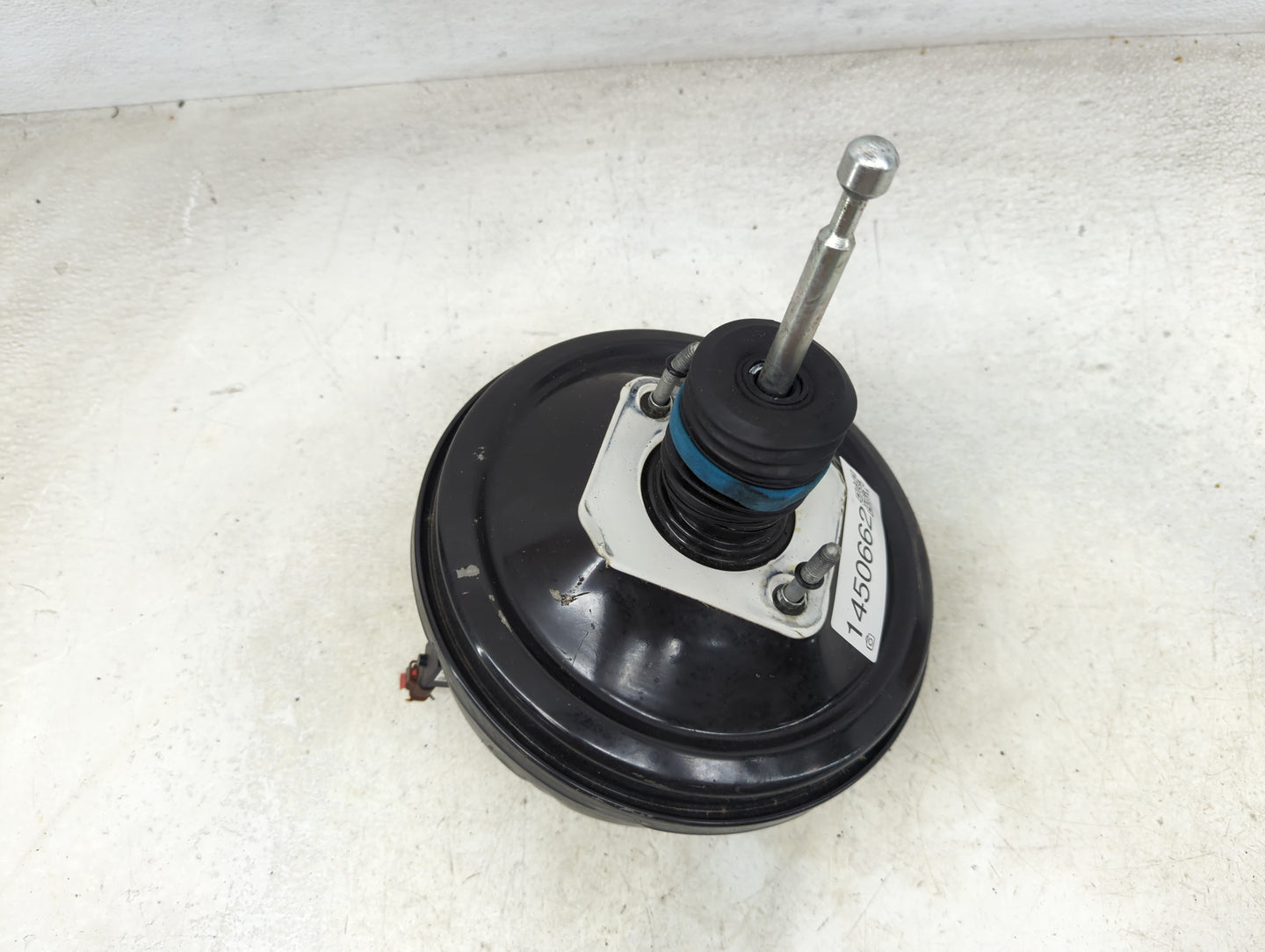 2014-2020 Chevrolet Impala Power Brake Booster Oem 1450662 - Oemusedautoparts1.com