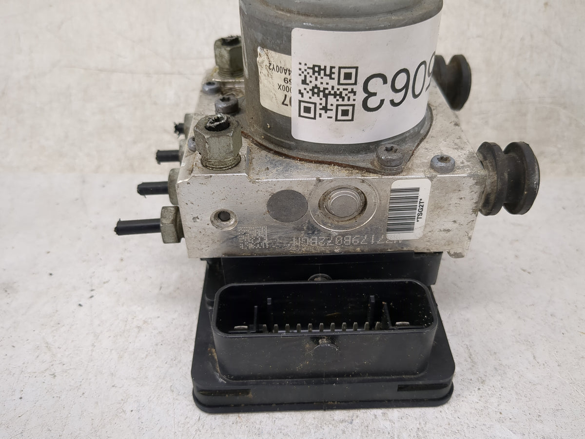 2017-2020 Chevrolet Impala ABS Pump Control Module Replacement P/N:84314311 8511207, 59330131 Fits Fits 2017 2018 2019 2020 