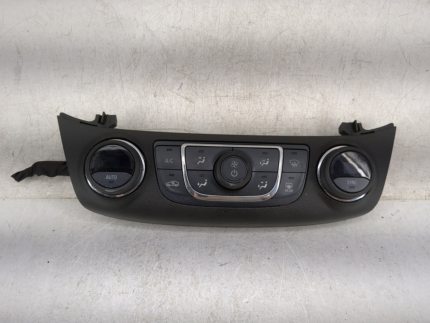 2014-2020 Chevrolet Impala Climate Control Module Temperature AC/Heater Replacement P/N:84429867 Fits OEM Used Auto Parts - 