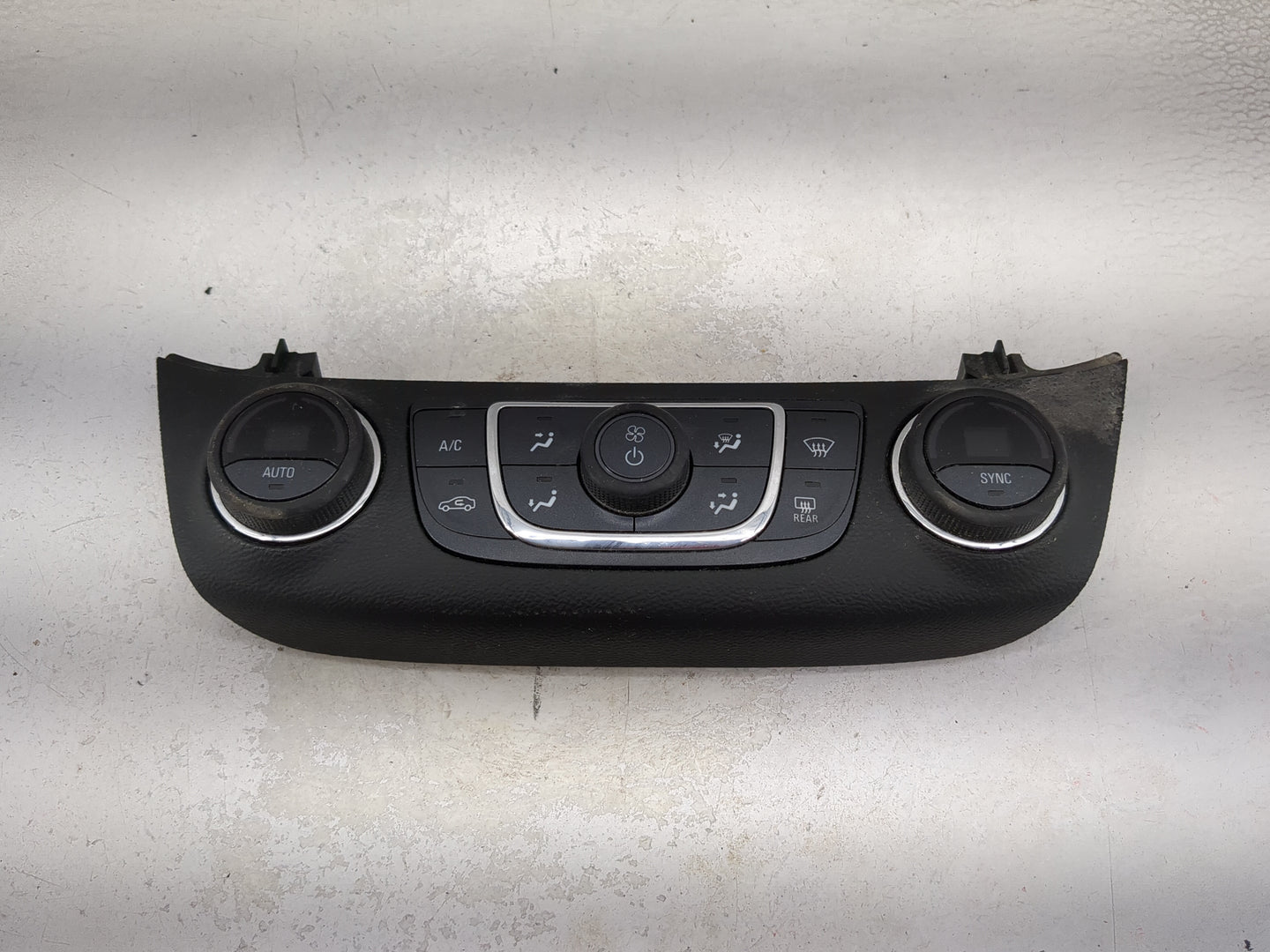 2014-2020 Chevrolet Impala Climate Control Module Temperature AC/Heater Replacement P/N:84429867 QFGM207B Fits OEM Used Auto