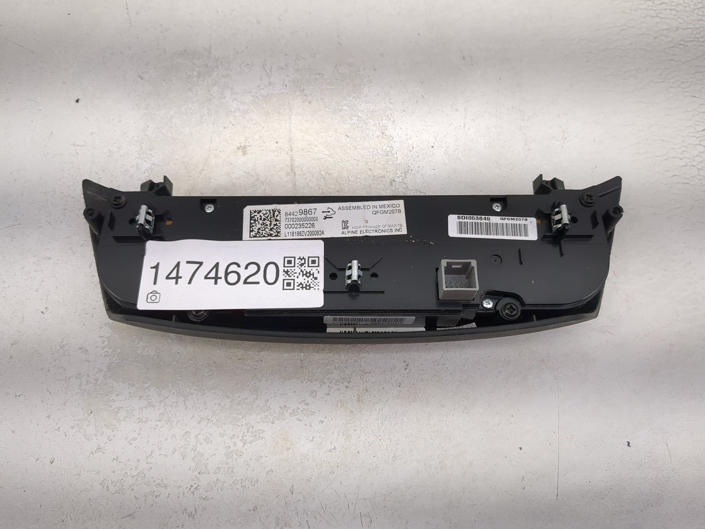 2014-2020 Chevrolet Impala Climate Control Module Temperature AC/Heater Replacement P/N:84429867 QFGM207B Fits OEM Used Auto