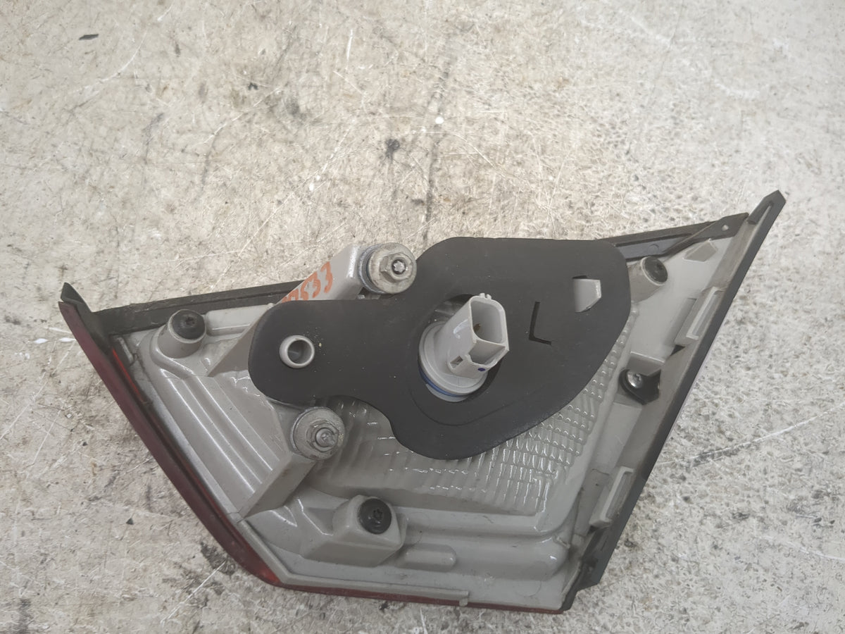 2014-2020 Chevrolet Impala Driver Left Side Deck Lid Mounted Tail Light 1501714 - Oemusedautoparts1.com