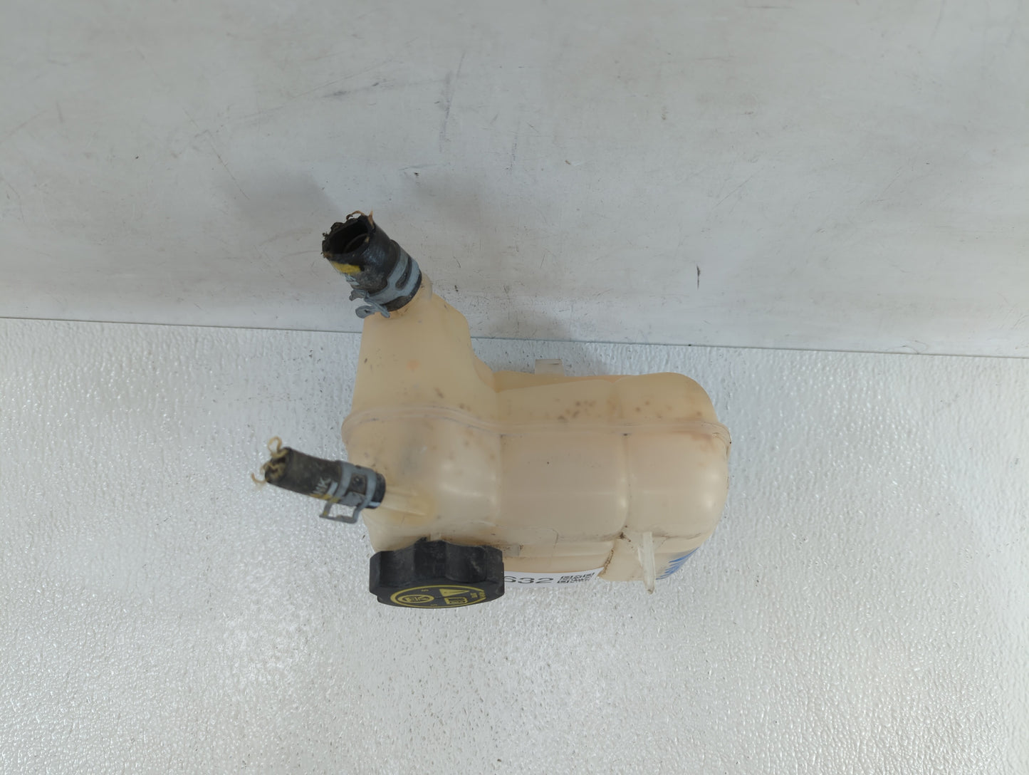 2014 Chevrolet Impala Radiator Coolant Overflow Expansion Tank Bottle - Oemusedautoparts1.com