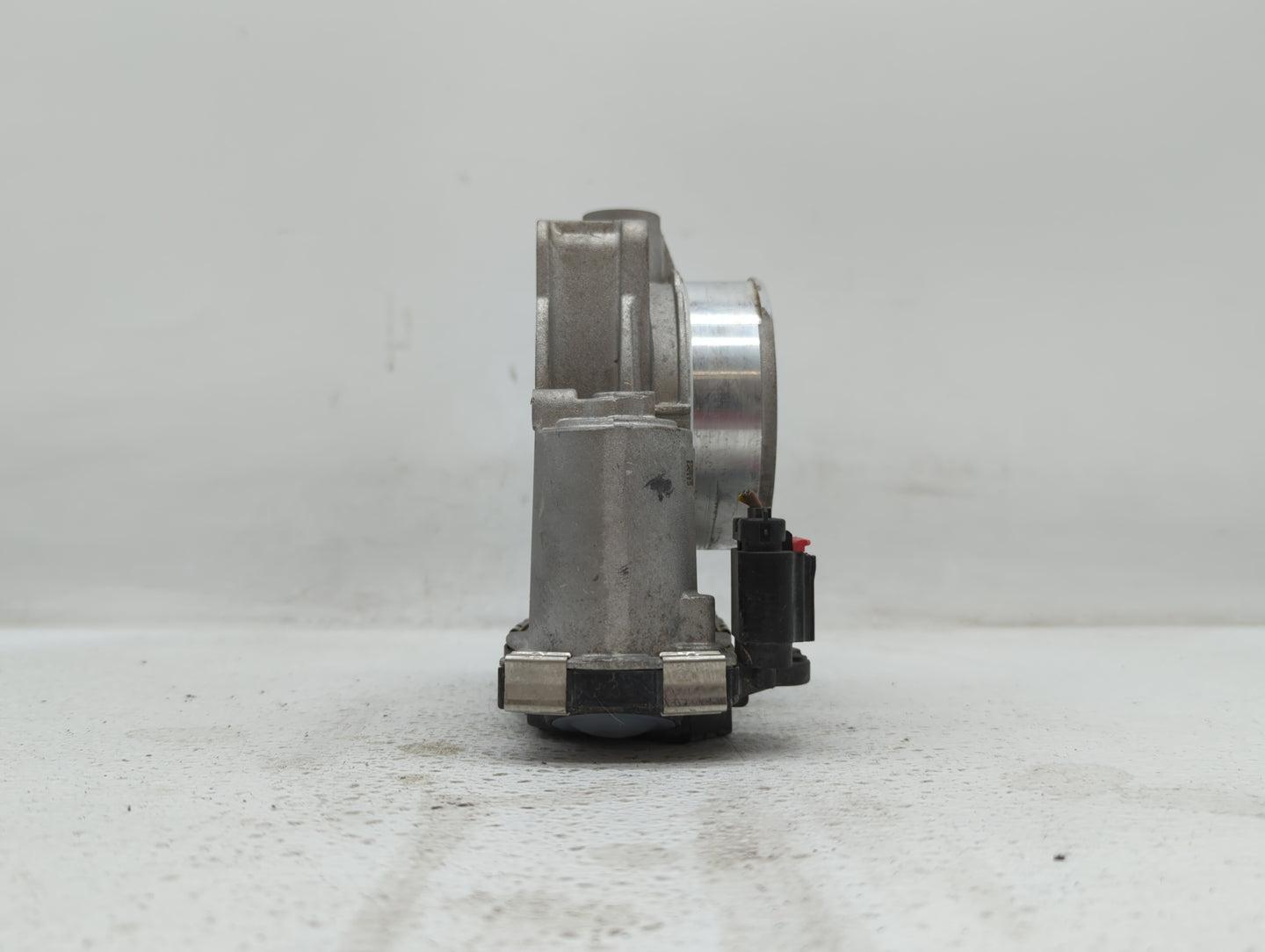 2012-2020 Chevrolet Impala Throttle Body P/N:12670981AA 12632172BA Fits OEM Used Auto Parts - Oemusedautoparts1.com
