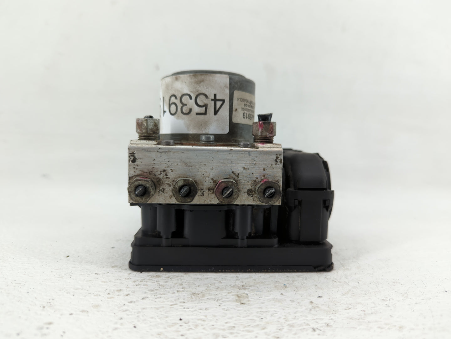 2017-2020 Chevrolet Impala ABS Pump Control Module Replacement P/N:84605925 84605919 Fits Fits 2017 2018 2019 2020 OEM Used 