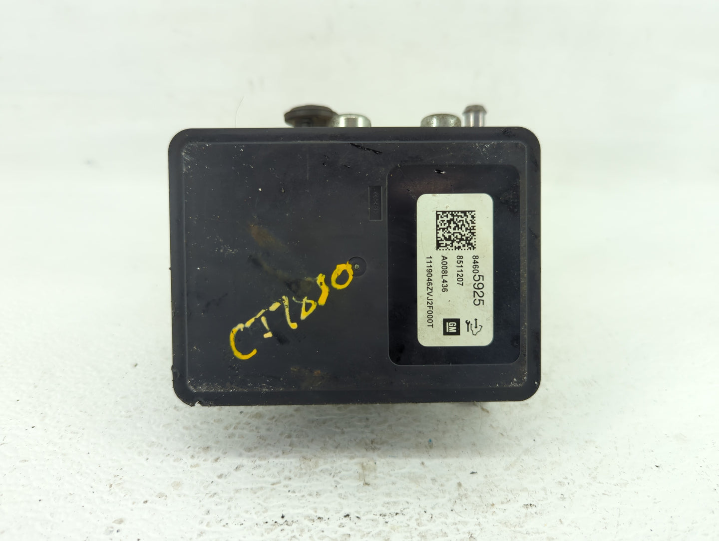 2017-2020 Chevrolet Impala ABS Pump Control Module Replacement P/N:84605925 84605919 Fits Fits 2017 2018 2019 2020 OEM Used 