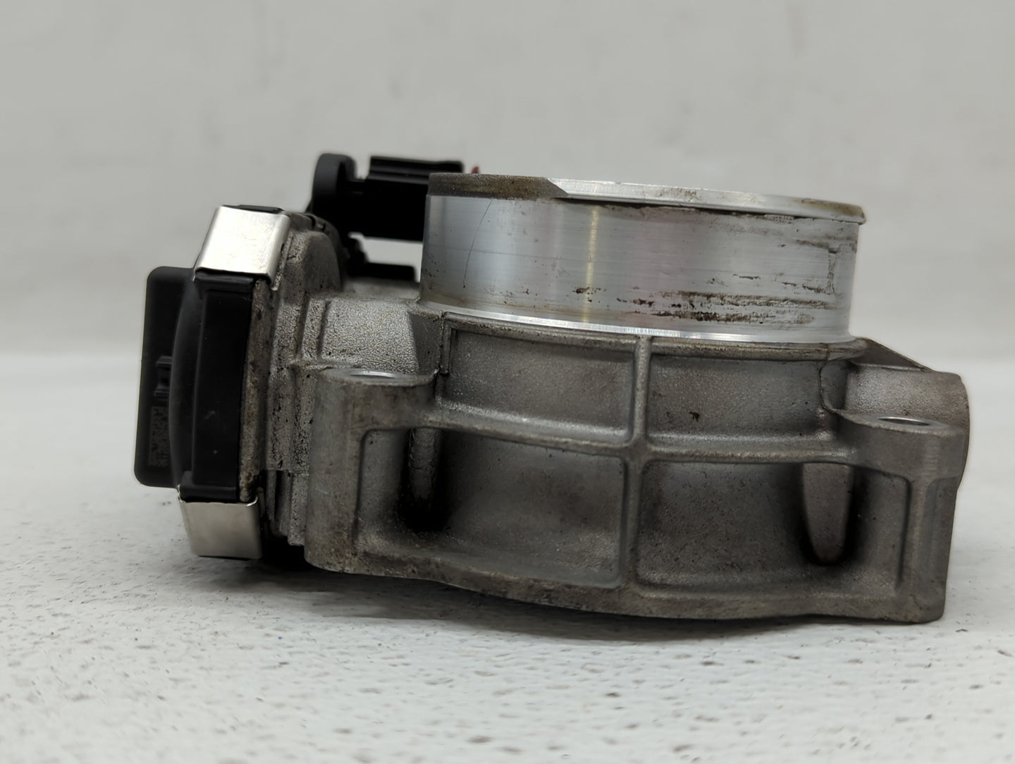 2012-2020 Chevrolet Impala Throttle Body P/N:12632172BA 12670981AA Fits OEM Used Auto Parts - Oemusedautoparts1.com