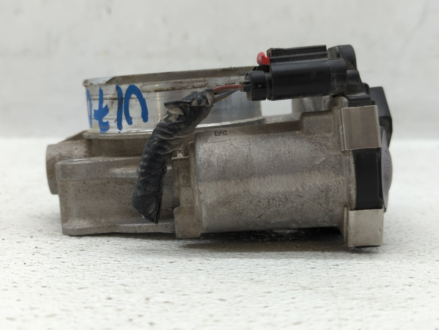 2012-2020 Chevrolet Impala Throttle Body P/N:12670981AA Fits Fits 2012 2013 2014 2015 2016 2017 2018 2019 2020 2021 2022 OEM