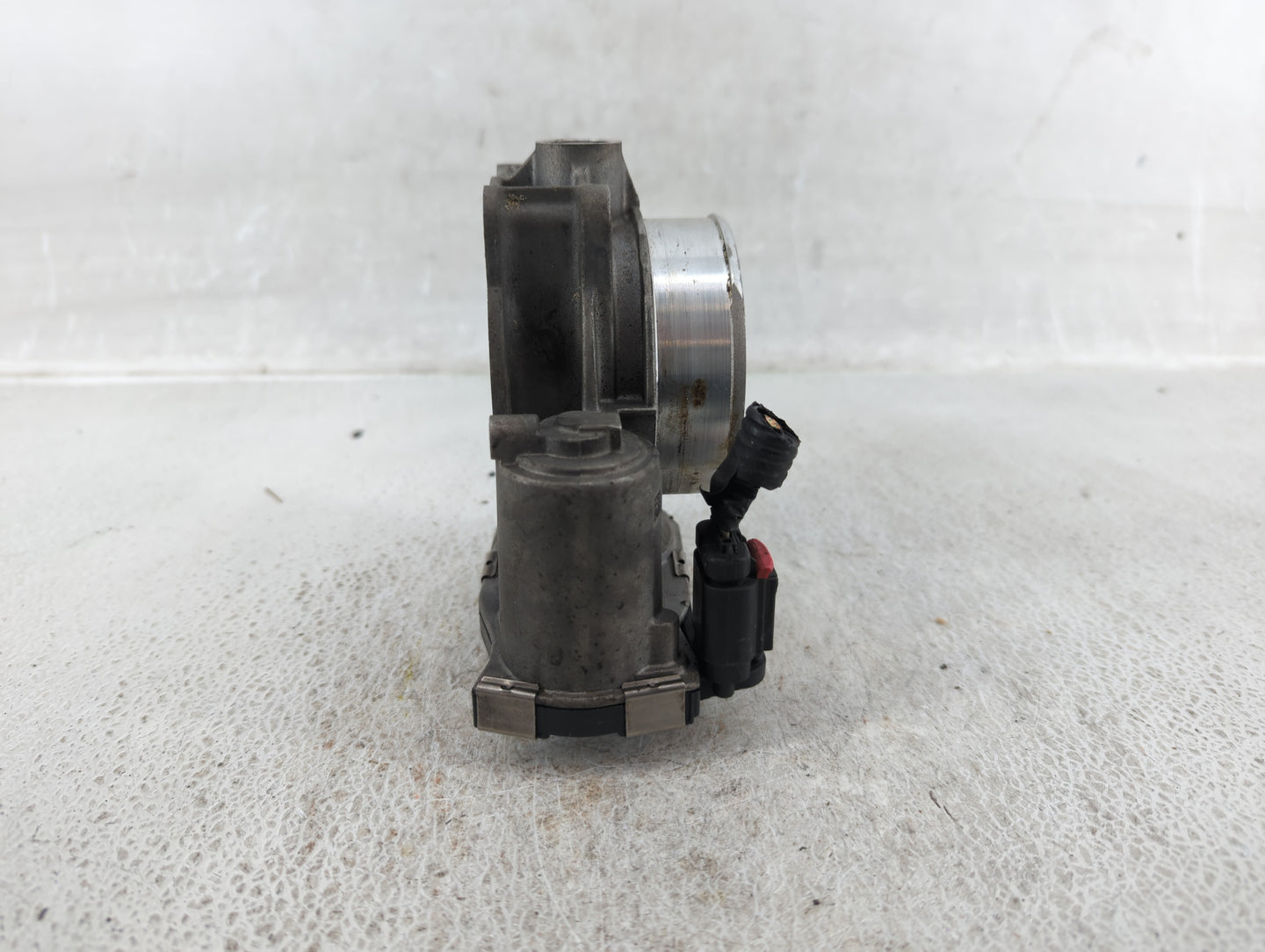 2012-2020 Chevrolet Impala Throttle Body P/N:12632172BA 12670981AA Fits OEM Used Auto Parts - Oemusedautoparts1.com