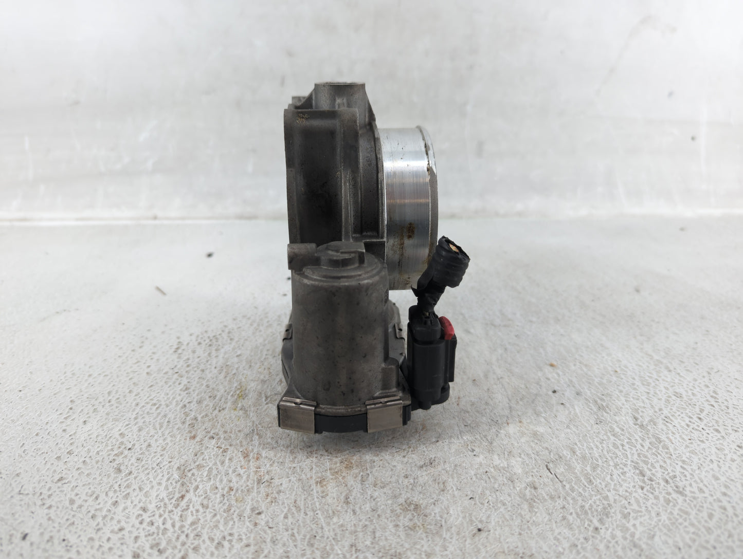 2012-2020 Chevrolet Impala Throttle Body P/N:12632172BA 12670981AA Fits OEM Used Auto Parts - Oemusedautoparts1.com