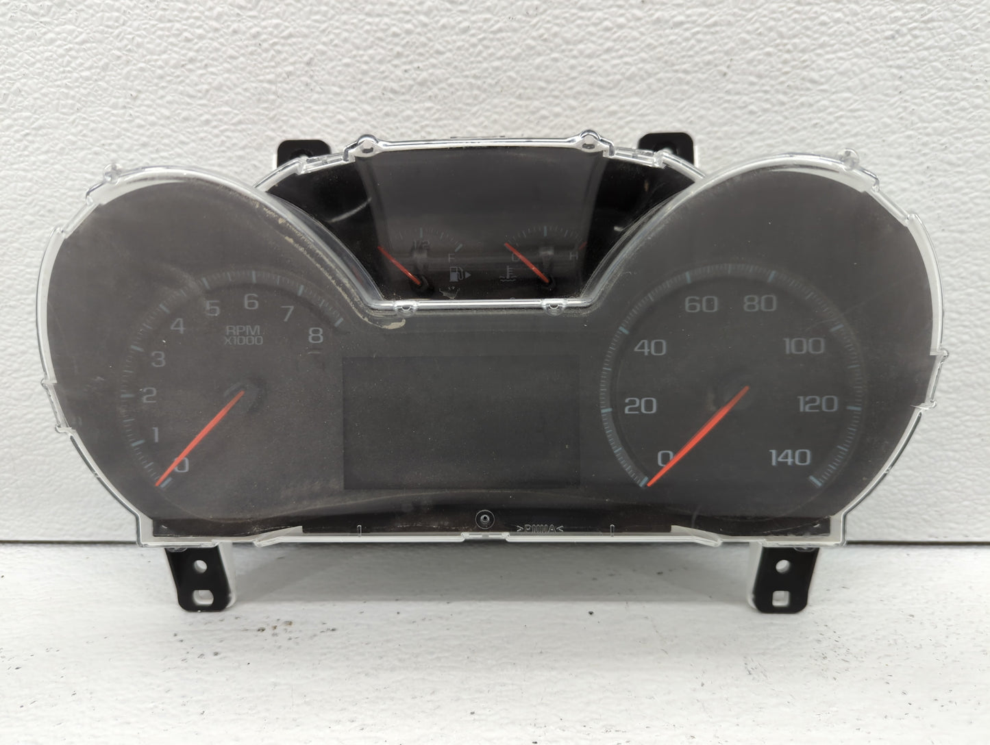 2019-2020 Chevrolet Impala Instrument Cluster Speedometer Gauges P/N:844582738 Fits Fits 2019 2020 OEM Used Auto Parts - Oem