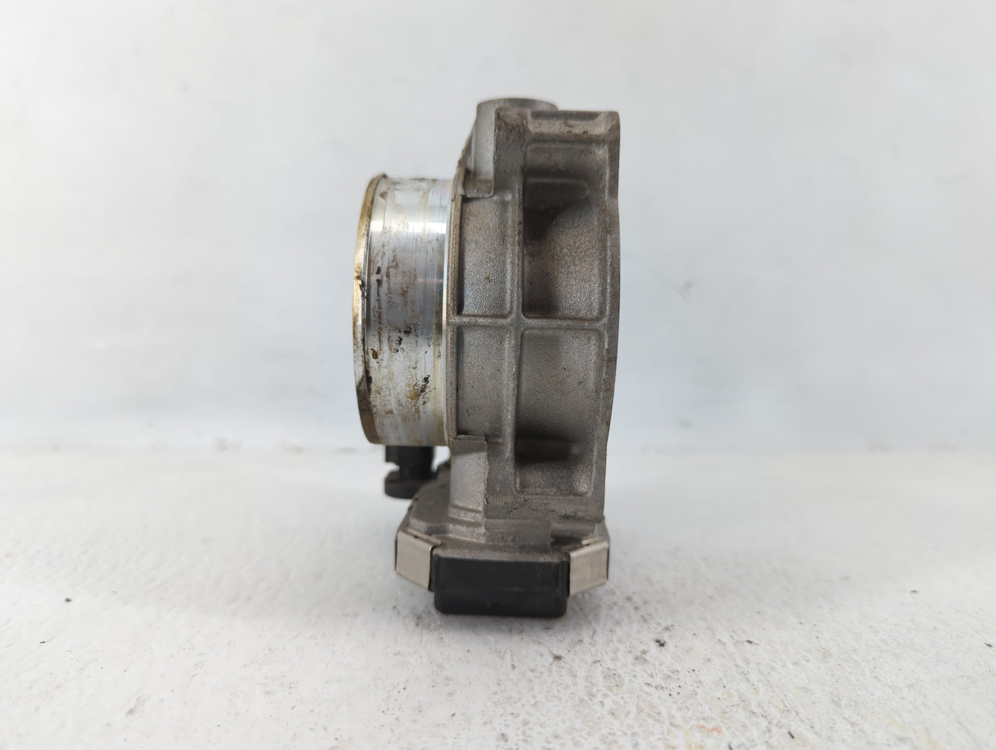 2012-2020 Chevrolet Impala Throttle Body P/N:12670981AA Fits Fits 2012 2013 2014 2015 2016 2017 2018 2019 2020 2021 2022 OEM