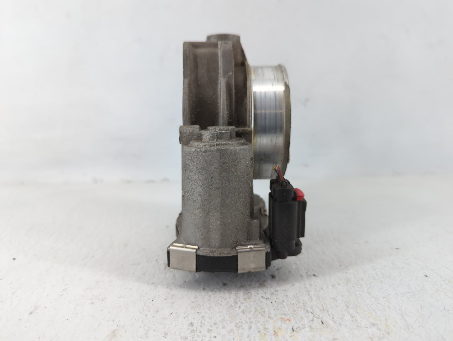2012-2020 Chevrolet Impala Throttle Body P/N:12670981AA Fits Fits 2012 2013 2014 2015 2016 2017 2018 2019 2020 2021 2022 OEM