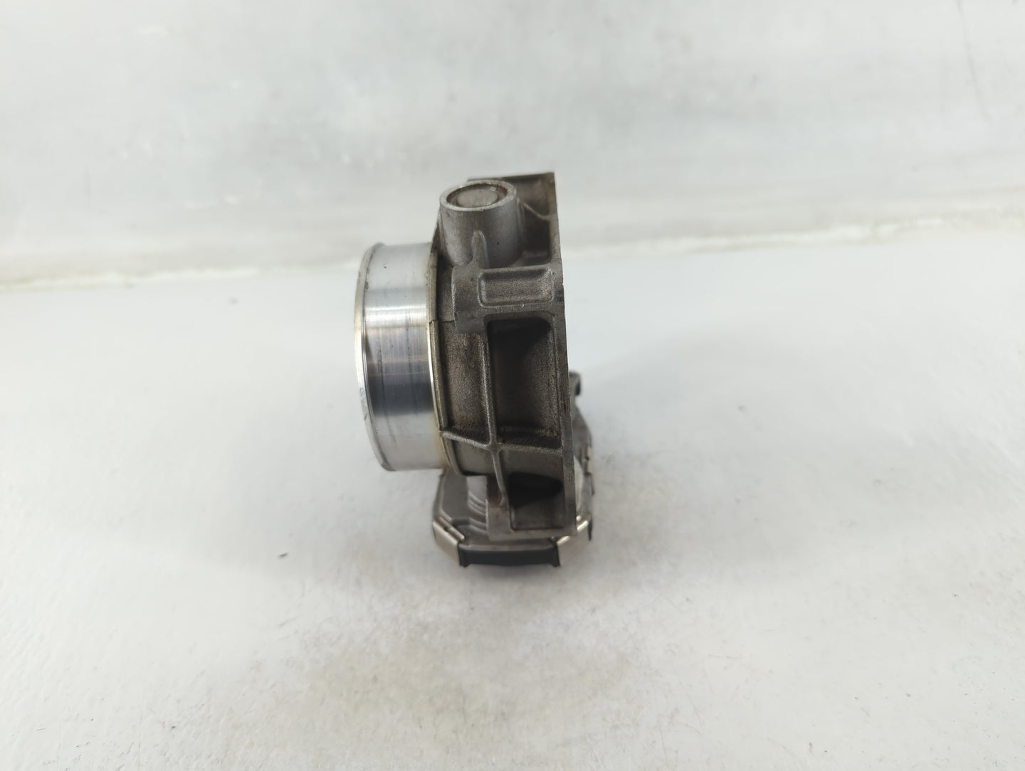 2012-2020 Chevrolet Impala Throttle Body P/N:12670981AA Fits Fits 2012 2013 2014 2015 2016 2017 2018 2019 2020 2021 2022 OEM
