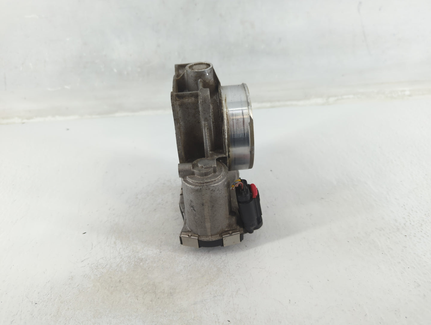 2012-2020 Chevrolet Impala Throttle Body P/N:12670981AA Fits Fits 2012 2013 2014 2015 2016 2017 2018 2019 2020 2021 2022 OEM