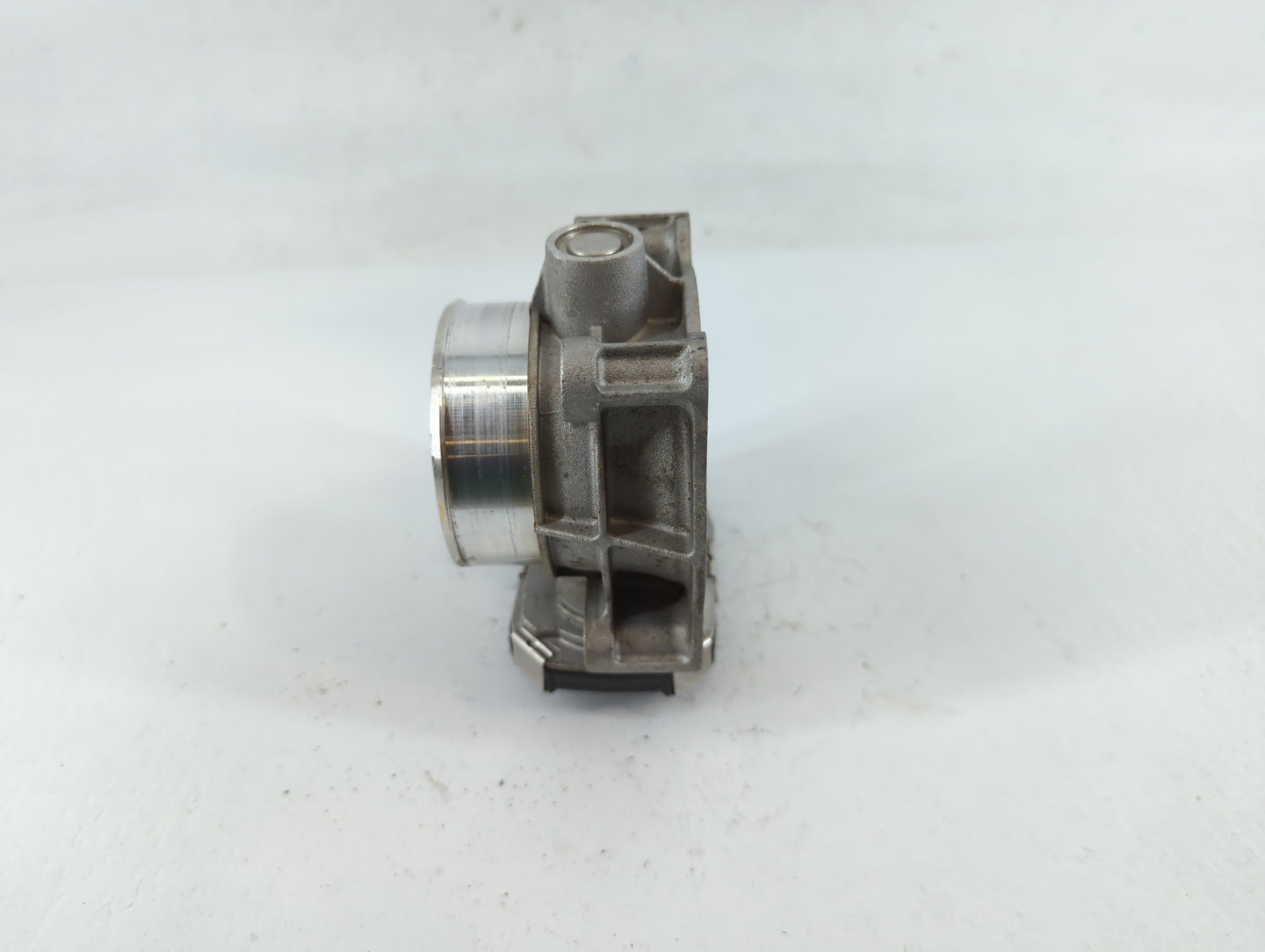 2012-2020 Chevrolet Impala Throttle Body P/N:12670839AA Fits Fits 2012 2013 2014 2015 2016 2017 2018 2019 2020 2021 2022 OEM