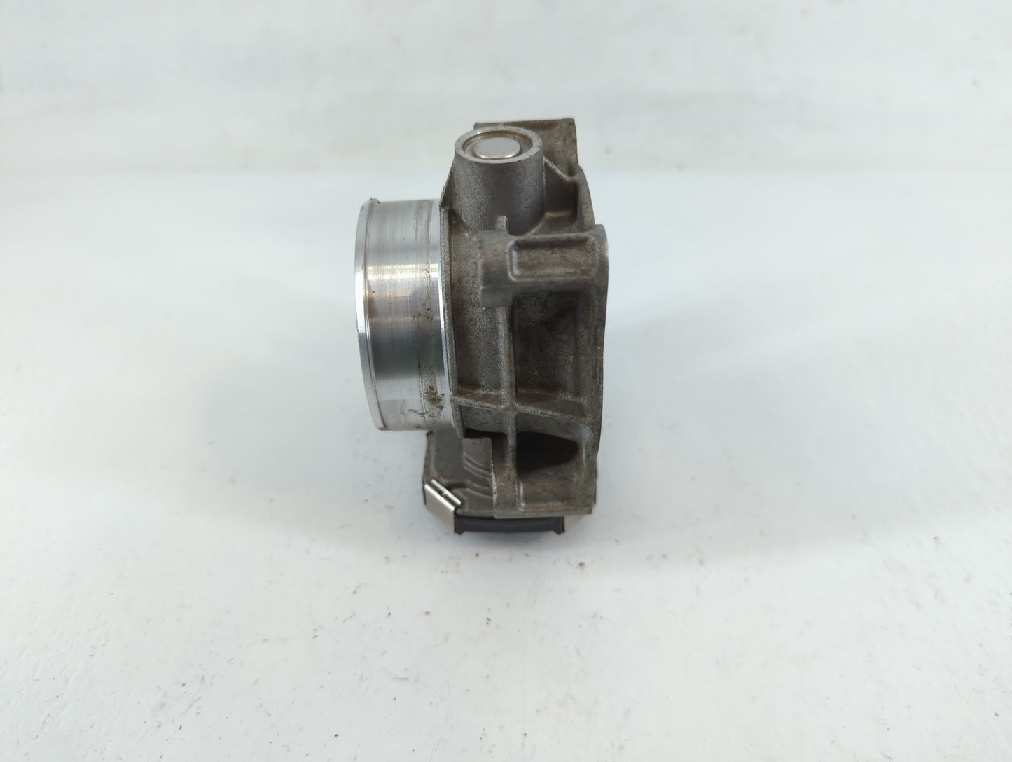 2012-2020 Chevrolet Impala Throttle Body P/N:12670839AA Fits Fits 2012 2013 2014 2015 2016 2017 2018 2019 2020 2021 2022 OEM