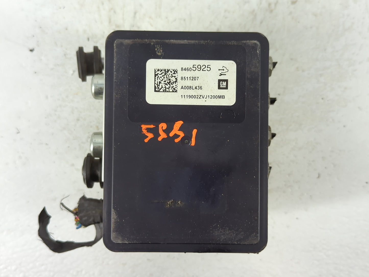 2017-2020 Chevrolet Impala ABS Pump Control Module Replacement P/N:84605919 Fits Fits 2017 2018 2019 2020 OEM Used Auto Part
