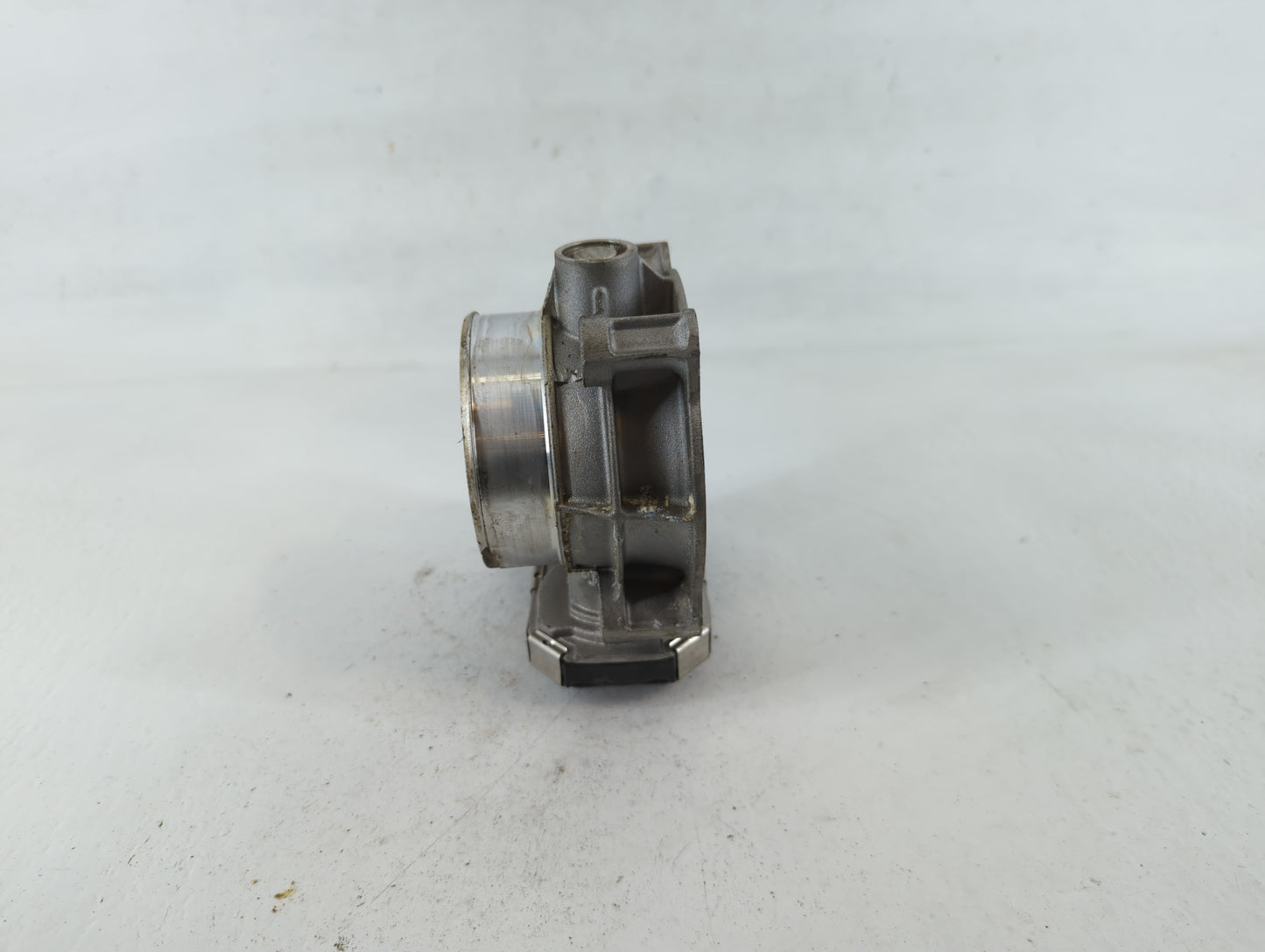 2012-2020 Chevrolet Impala Throttle Body P/N:12670981AA Fits Fits 2012 2013 2014 2015 2016 2017 2018 2019 2020 2021 2022 OEM