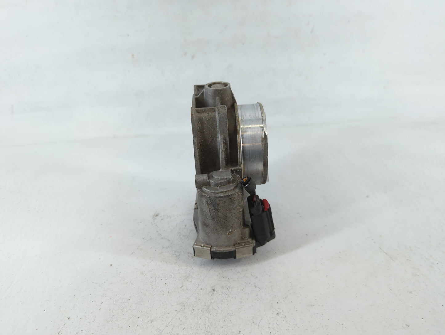 2012-2020 Chevrolet Impala Throttle Body P/N:12670981AA Fits Fits 2012 2013 2014 2015 2016 2017 2018 2019 2020 2021 2022 OEM