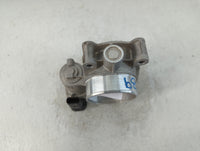 2016-2019 Chevrolet Impala Throttle Body P/N:12670839AA Fits Fits 2016 2017 2018 2019 2020 2021 2022 OEM Used Auto Parts - O