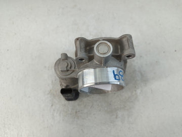 2016-2019 Chevrolet Impala Throttle Body P/N:12670839AA Fits Fits 2016 2017 2018 2019 2020 2021 2022 OEM Used Auto Parts