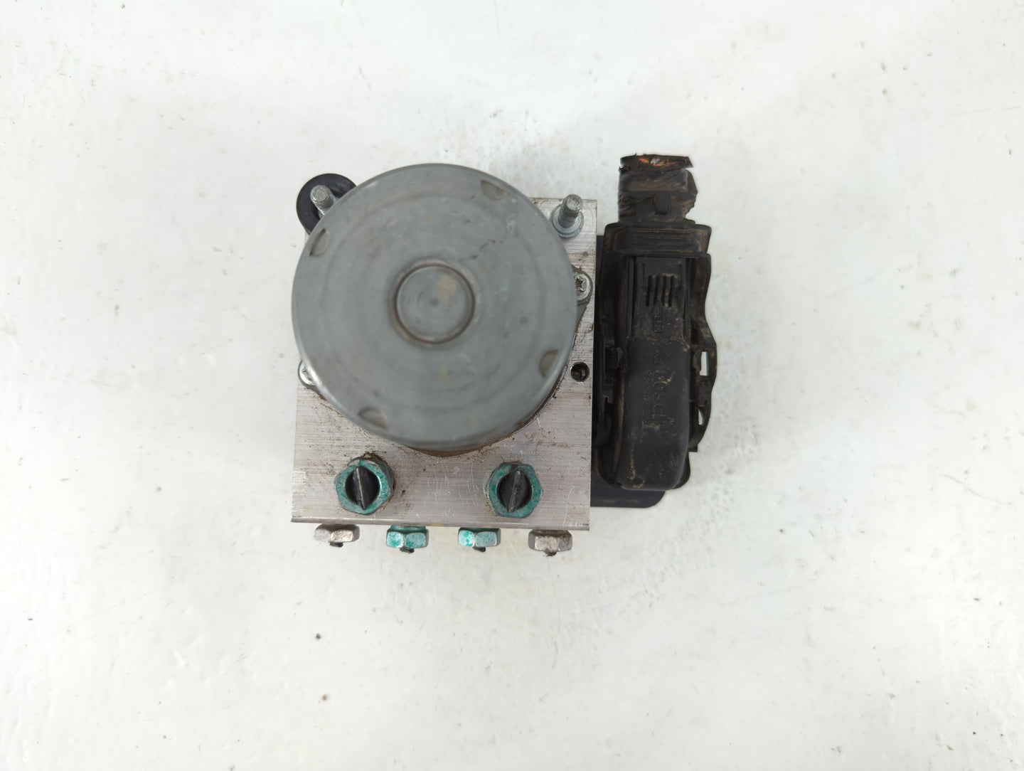 2019-2021 Chevrolet Malibu ABS Pump Control Module Replacement P/N:84502888 Fits Fits 2019 2020 2021 OEM Used Auto Parts - O