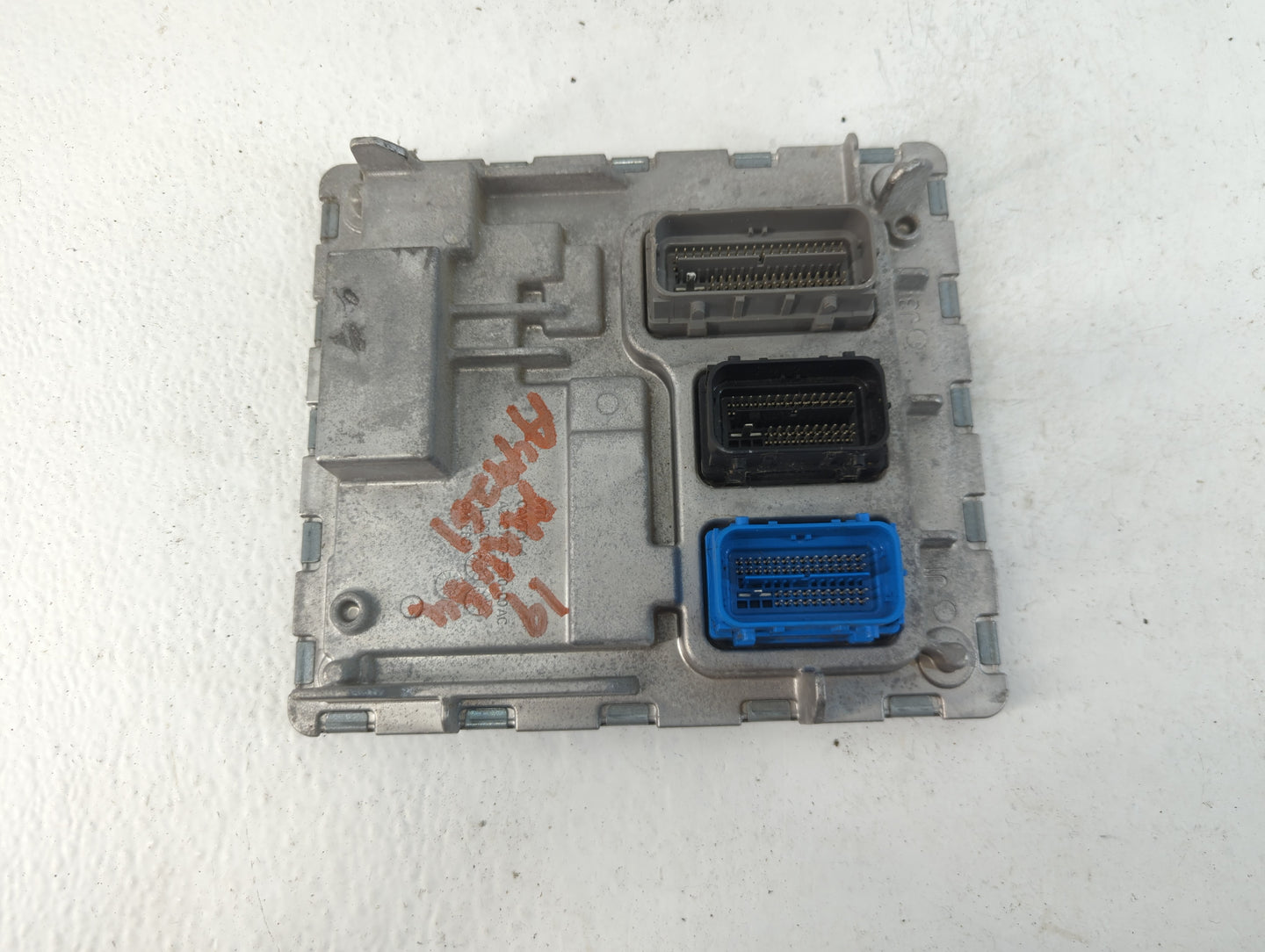 2018-2019 Chevrolet Malibu PCM Engine Control Computer ECU ECM PCU OEM P/N:12699666 Fits Fits 2018 2019 OEM Used Auto Parts 