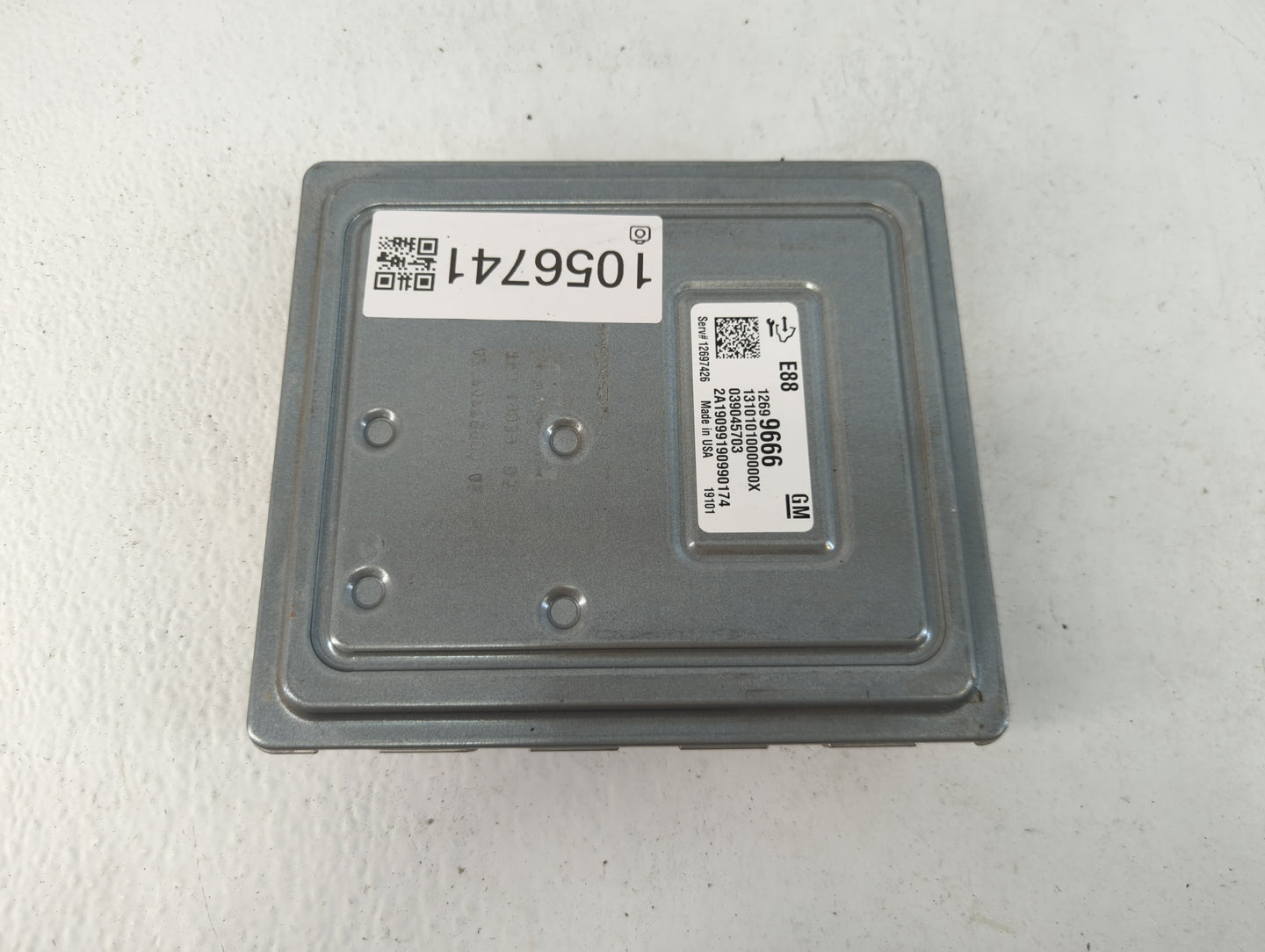 2018-2019 Chevrolet Malibu PCM Engine Control Computer ECU ECM PCU OEM P/N:12699666 Fits Fits 2018 2019 OEM Used Auto Parts 