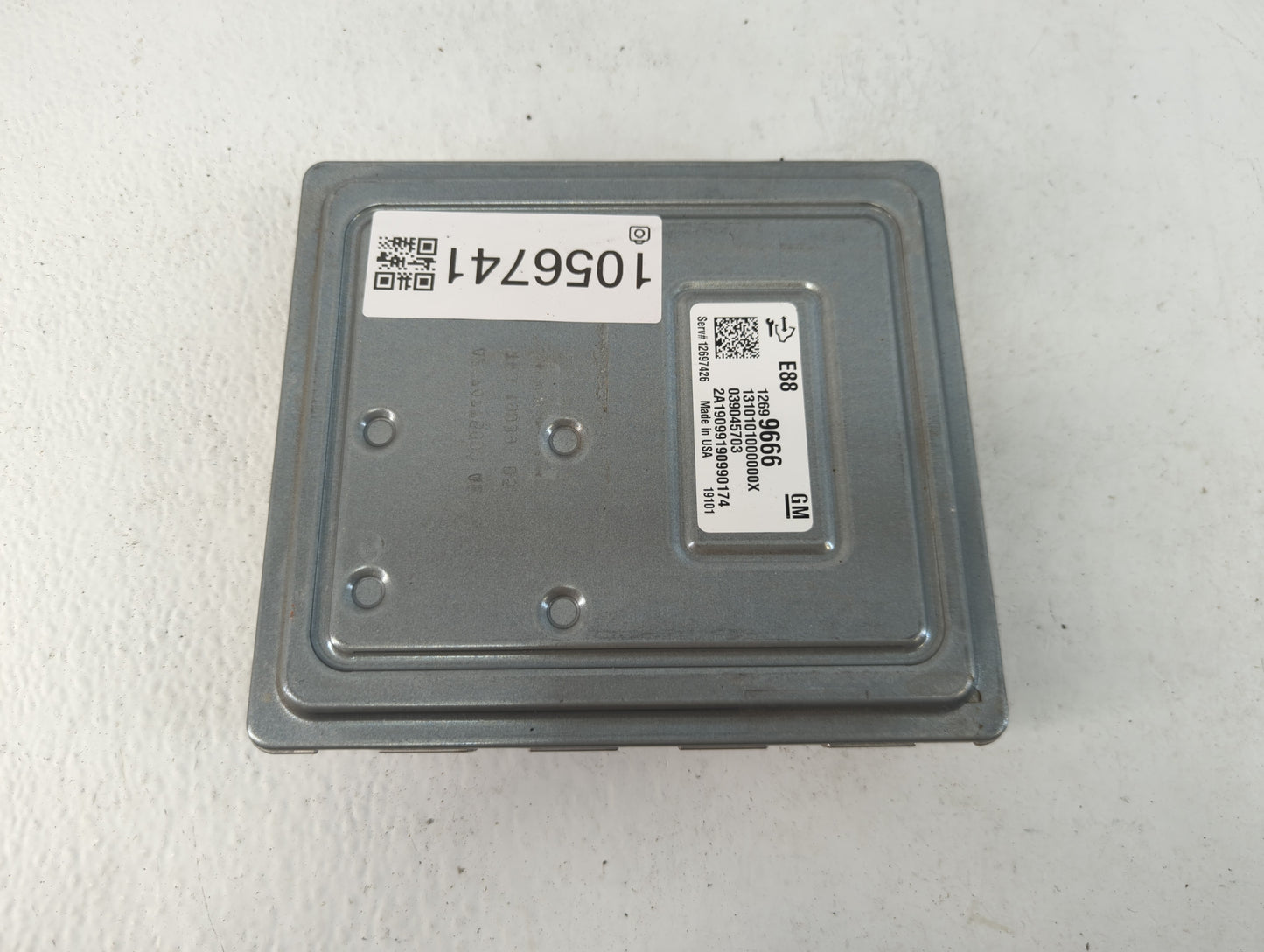 2018-2019 Chevrolet Malibu PCM Engine Control Computer ECU ECM PCU OEM P/N:12699666 Fits Fits 2018 2019 OEM Used Auto Parts 