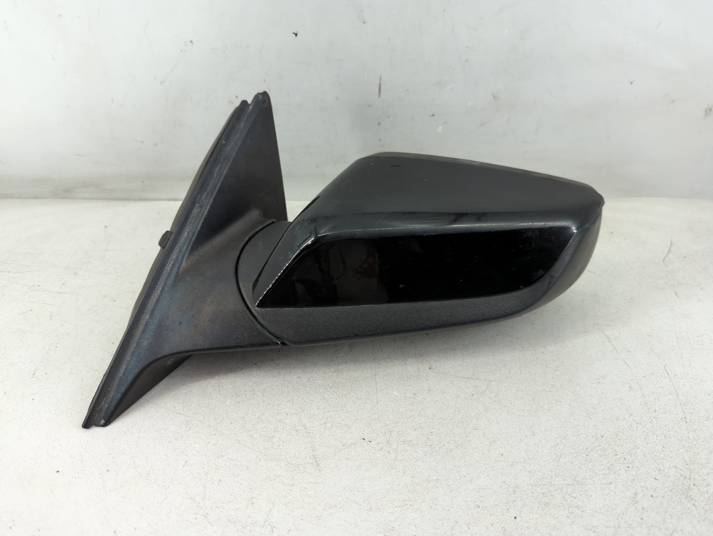 2016-2021 Chevrolet Malibu Driver Side View Mirror - Left Door Mirror OEM Used - Oemusedautoparts1.com