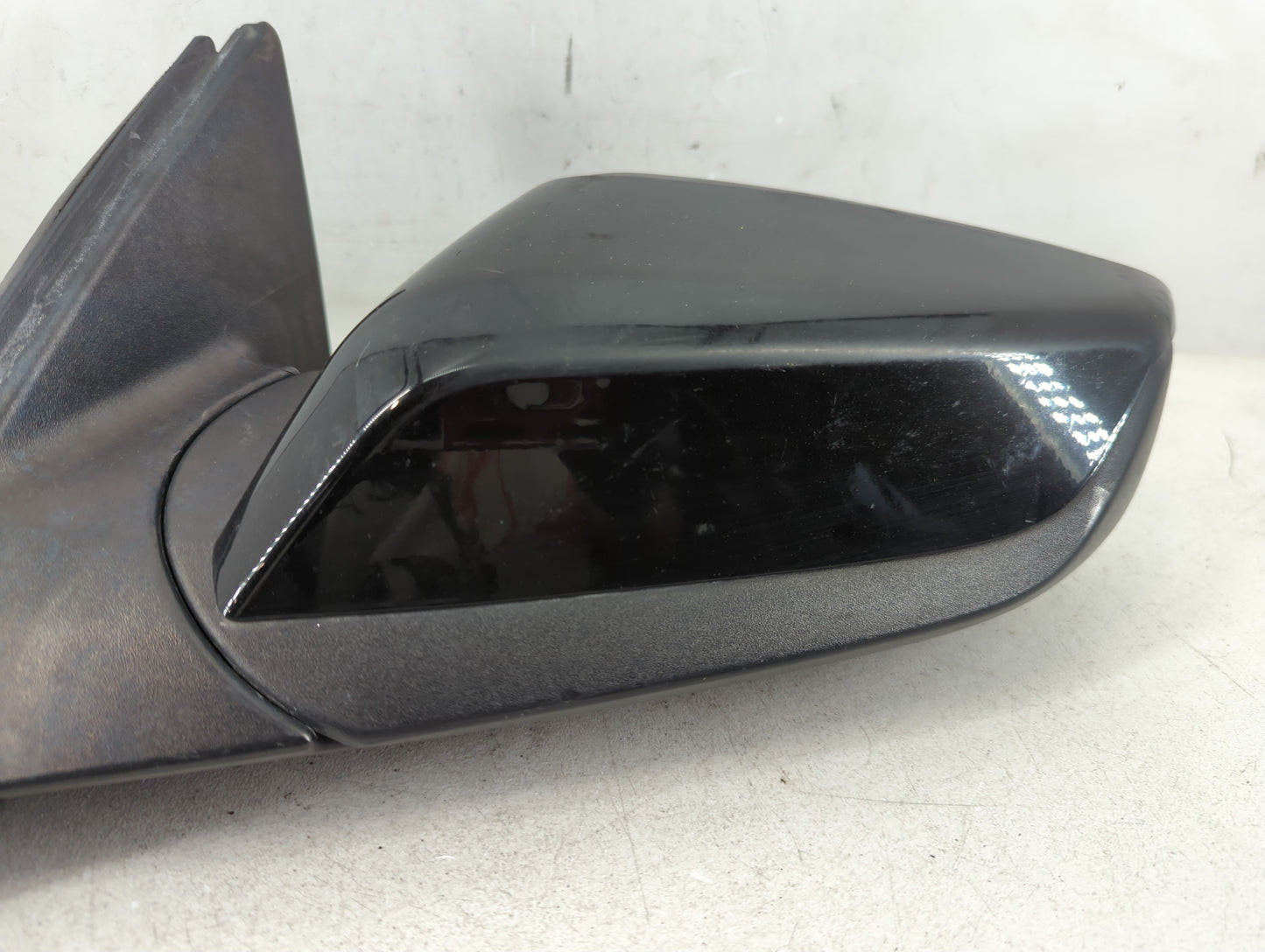 2016-2021 Chevrolet Malibu Driver Side View Mirror - Left Door Mirror OEM Used - Oemusedautoparts1.com