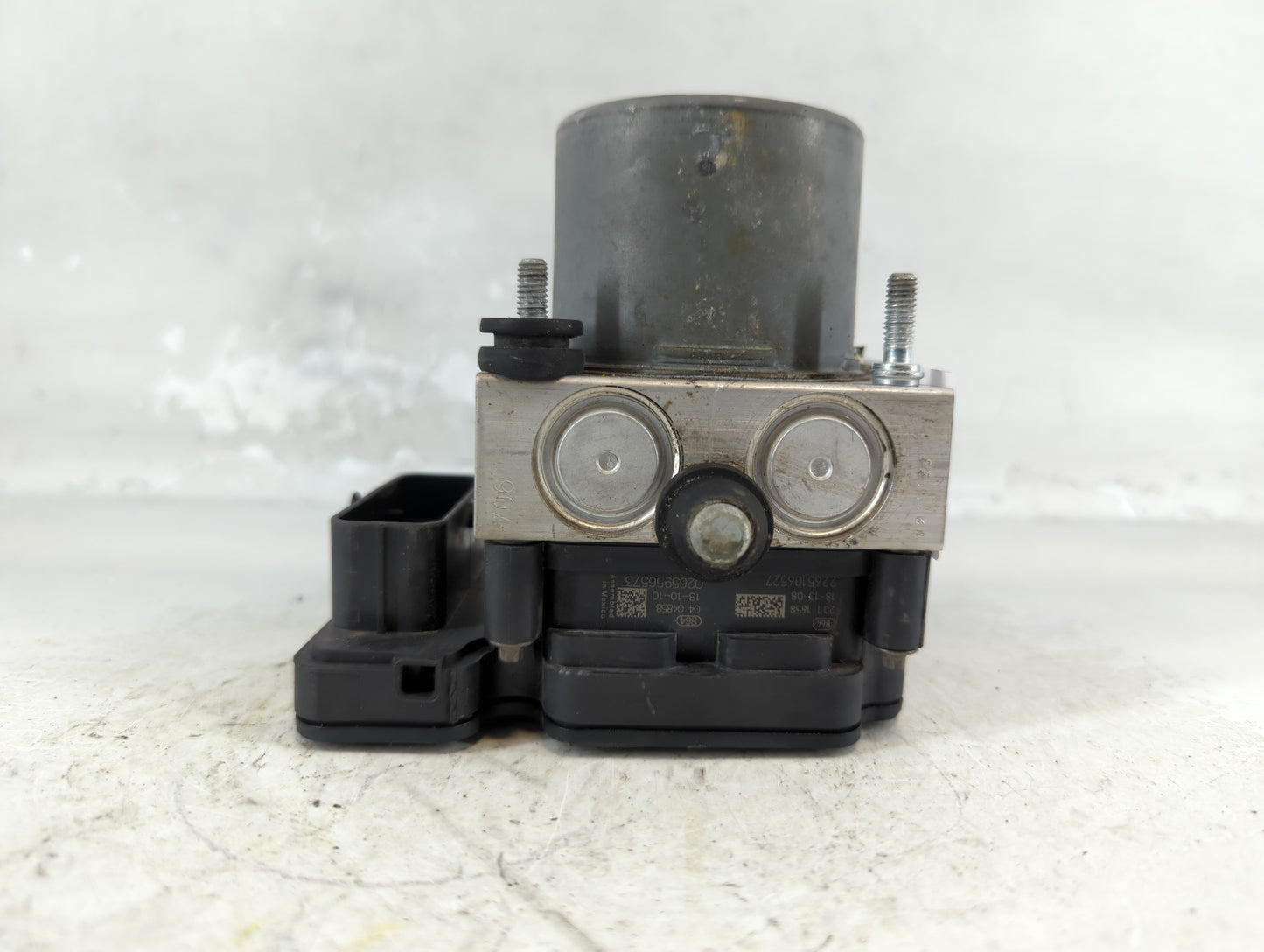 2019-2021 Chevrolet Malibu ABS Pump Control Module Replacement P/N:84502888 Fits Fits 2019 2020 2021 OEM Used Auto Parts - O