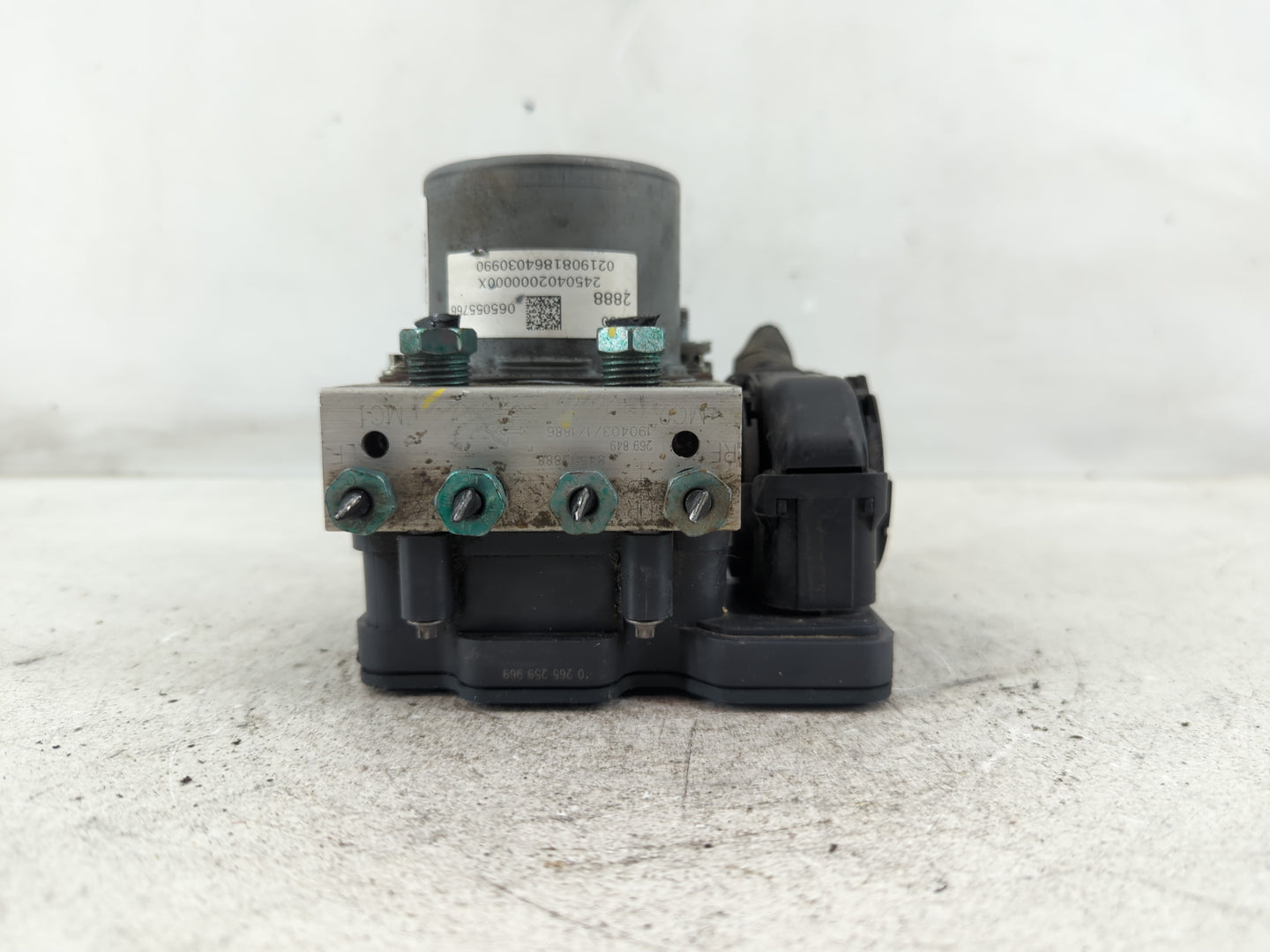 2019-2021 Chevrolet Malibu ABS Pump Control Module Replacement P/N:065055766 84502888 Fits Fits 2019 2020 2021 OEM Used Auto